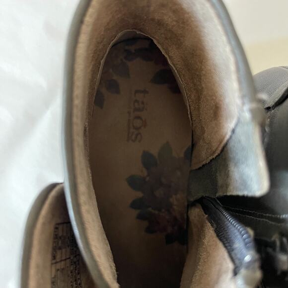 Taos Bootie Womens 7 Gray Leather Ankle Zipper Round Toe MOD-13419 - Picture 9 of 14